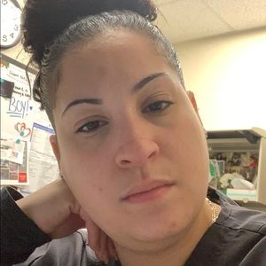 Meet your Posher, Falisha